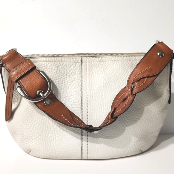 Coach Handbags - Coach Soho Hobo Off White Pebbled Leather Shoulder Bag Purse